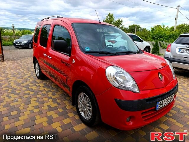 Червоний Рено Кєнгу, об'ємом двигуна 1.5 л та пробігом 198 тис. км за 7200 $, фото 3 на Automoto.ua