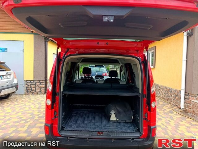 Червоний Рено Кєнгу, об'ємом двигуна 1.5 л та пробігом 198 тис. км за 7200 $, фото 4 на Automoto.ua