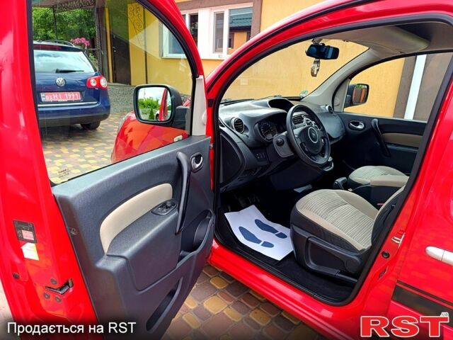 Червоний Рено Кєнгу, об'ємом двигуна 1.5 л та пробігом 198 тис. км за 7200 $, фото 1 на Automoto.ua