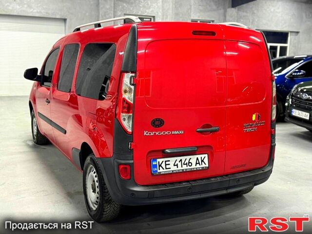 Красный Рено Кенгу, объемом двигателя 1.5 л и пробегом 179 тыс. км за 11699 $, фото 2 на Automoto.ua