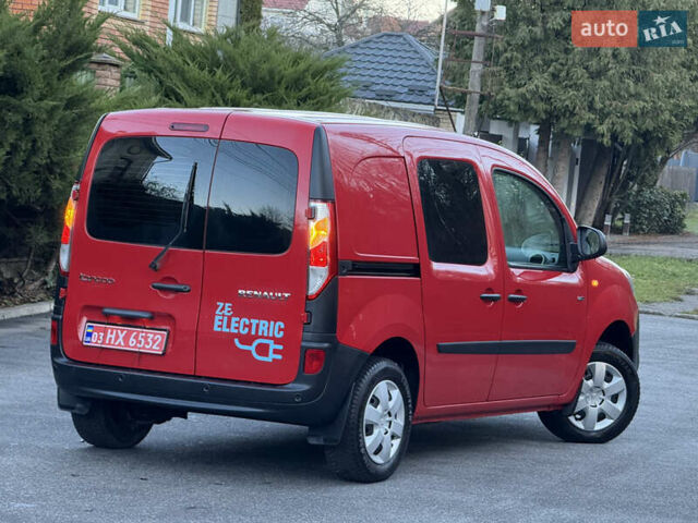Красный Рено Кенгу, объемом двигателя 0 л и пробегом 21 тыс. км за 10299 $, фото 7 на Automoto.ua