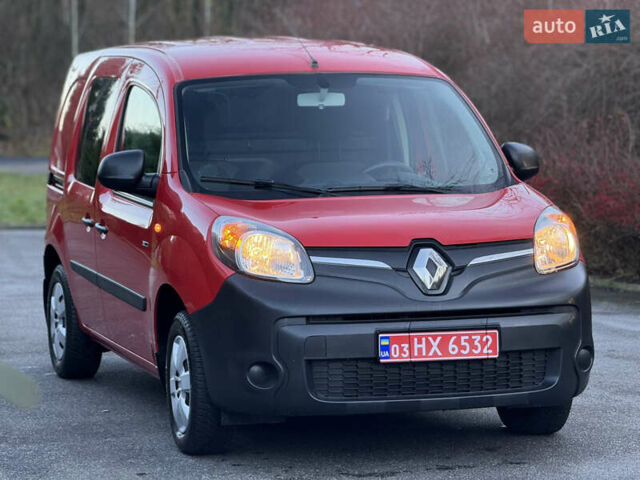 Красный Рено Кенгу, объемом двигателя 0 л и пробегом 21 тыс. км за 10299 $, фото 10 на Automoto.ua