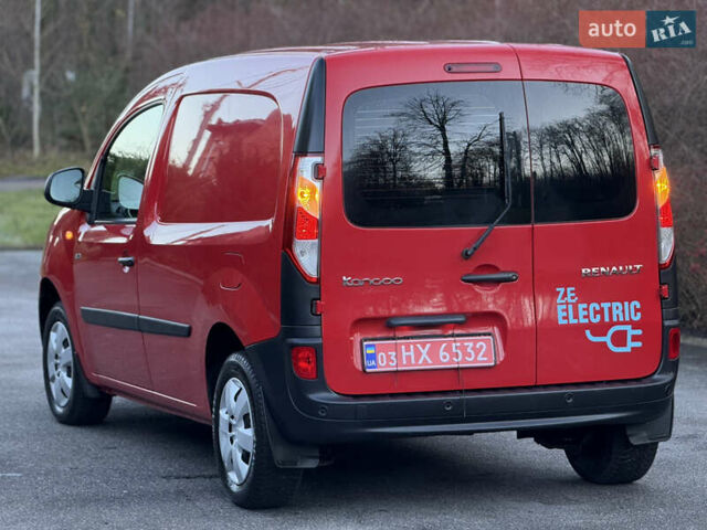Красный Рено Кенгу, объемом двигателя 0 л и пробегом 21 тыс. км за 10299 $, фото 14 на Automoto.ua