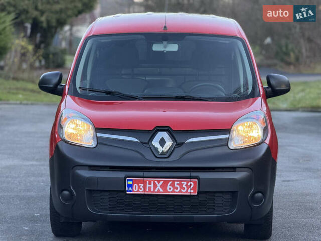 Красный Рено Кенгу, объемом двигателя 0 л и пробегом 21 тыс. км за 10299 $, фото 9 на Automoto.ua