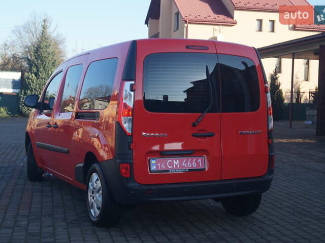 Красный Рено Кенгу, объемом двигателя 0 л и пробегом 54 тыс. км за 11555 $, фото 10 на Automoto.ua