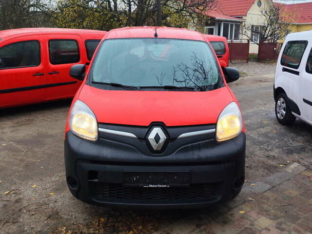 Красный Рено Кенгу, объемом двигателя 0 л и пробегом 63 тыс. км за 12399 $, фото 7 на Automoto.ua