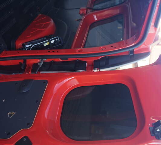 Красный Рено Кенгу, объемом двигателя 0 л и пробегом 54 тыс. км за 11555 $, фото 49 на Automoto.ua