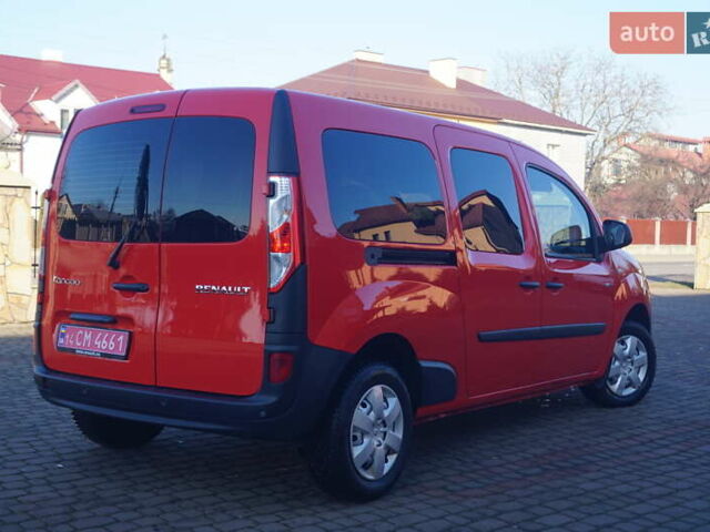 Красный Рено Кенгу, объемом двигателя 0 л и пробегом 54 тыс. км за 11555 $, фото 8 на Automoto.ua