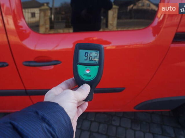 Красный Рено Кенгу, объемом двигателя 0 л и пробегом 54 тыс. км за 11555 $, фото 66 на Automoto.ua