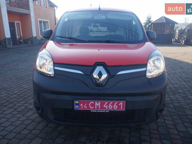 Красный Рено Кенгу, объемом двигателя 0 л и пробегом 54 тыс. км за 11555 $, фото 15 на Automoto.ua