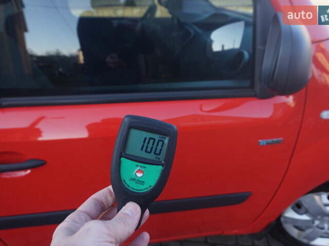 Красный Рено Кенгу, объемом двигателя 0 л и пробегом 54 тыс. км за 11555 $, фото 72 на Automoto.ua