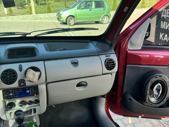 Красный Рено Кенгу, объемом двигателя 1.5 л и пробегом 404 тыс. км за 3700 $, фото 17 на Automoto.ua