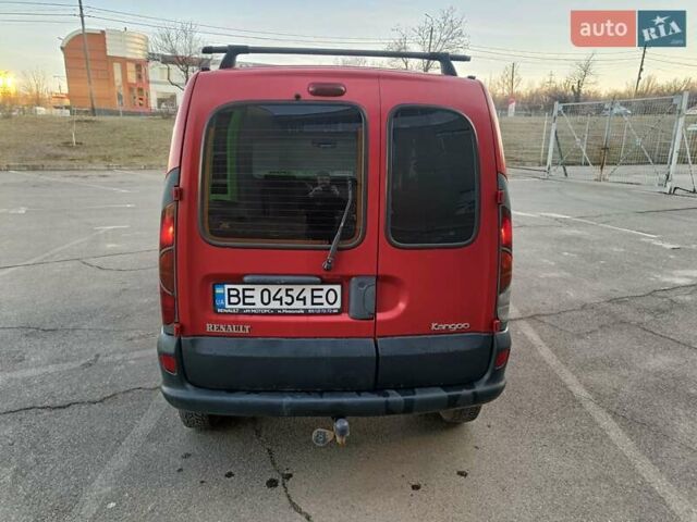 Красный Рено Кенгу, объемом двигателя 1.87 л и пробегом 333 тыс. км за 3300 $, фото 3 на Automoto.ua