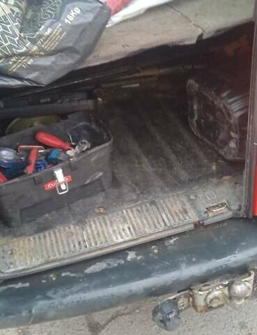 Красный Рено Кенгу, объемом двигателя 1.87 л и пробегом 220 тыс. км за 2600 $, фото 7 на Automoto.ua