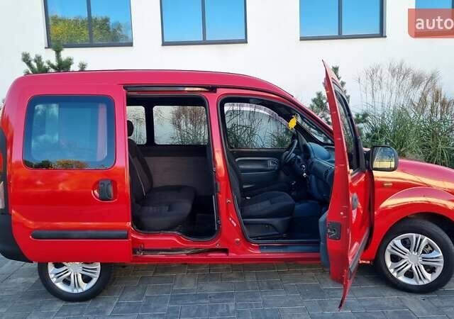 Красный Рено Кенгу, объемом двигателя 1.9 л и пробегом 180 тыс. км за 2999 $, фото 34 на Automoto.ua