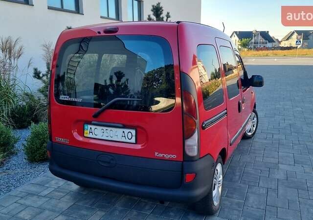 Красный Рено Кенгу, объемом двигателя 1.9 л и пробегом 180 тыс. км за 2999 $, фото 28 на Automoto.ua