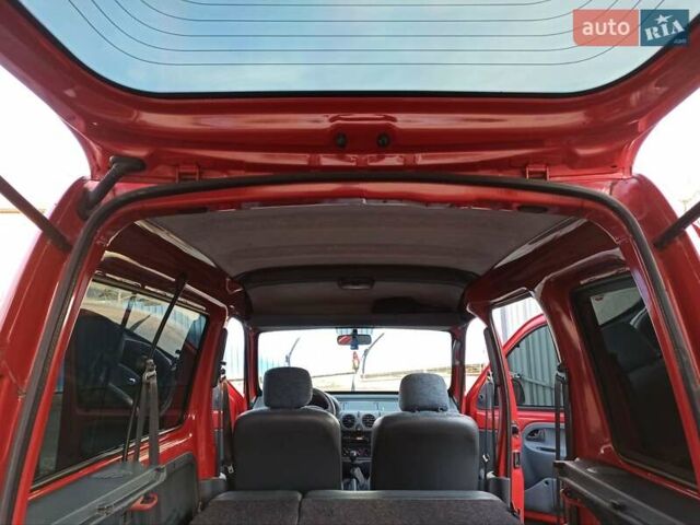 Красный Рено Кенгу, объемом двигателя 1.2 л и пробегом 199 тыс. км за 2700 $, фото 7 на Automoto.ua