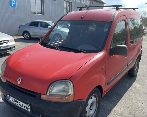 Красный Рено Кенгу, объемом двигателя 1.9 л и пробегом 378 тыс. км за 2500 $, фото 3 на Automoto.ua