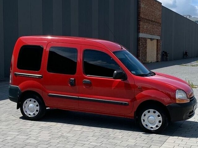 Красный Рено Кенгу, объемом двигателя 1.1 л и пробегом 212 тыс. км за 3299 $, фото 12 на Automoto.ua