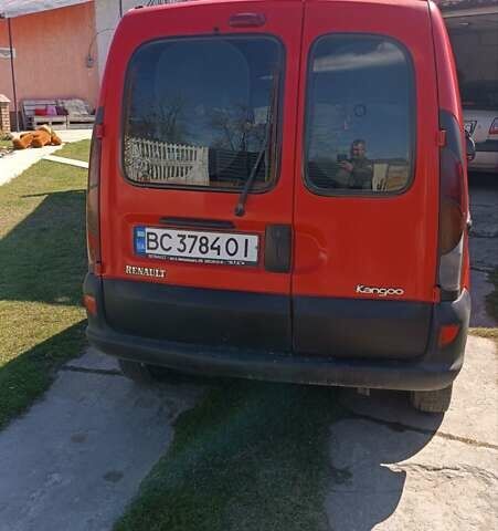 Красный Рено Кенгу, объемом двигателя 1.87 л и пробегом 307 тыс. км за 2900 $, фото 1 на Automoto.ua