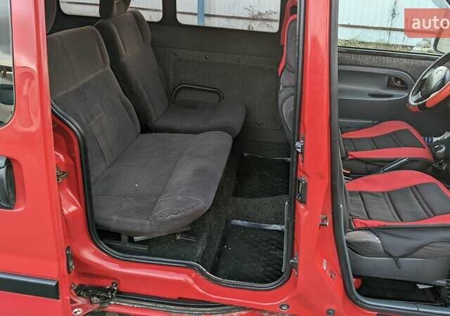 Червоний Рено Кєнгу, об'ємом двигуна 1.87 л та пробігом 272 тис. км за 3000 $, фото 4 на Automoto.ua