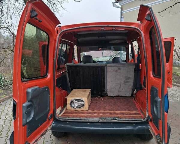 Красный Рено Кенгу, объемом двигателя 1.9 л и пробегом 280 тыс. км за 3200 $, фото 7 на Automoto.ua