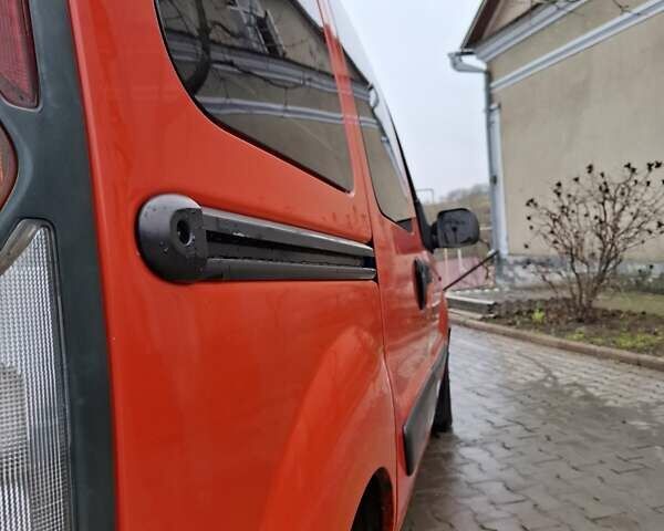 Красный Рено Кенгу, объемом двигателя 1.9 л и пробегом 280 тыс. км за 3200 $, фото 20 на Automoto.ua