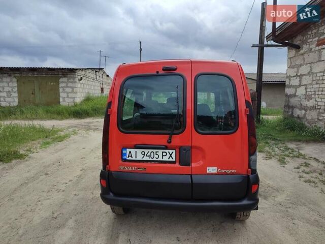 Красный Рено Кенгу, объемом двигателя 1.87 л и пробегом 190 тыс. км за 3400 $, фото 4 на Automoto.ua