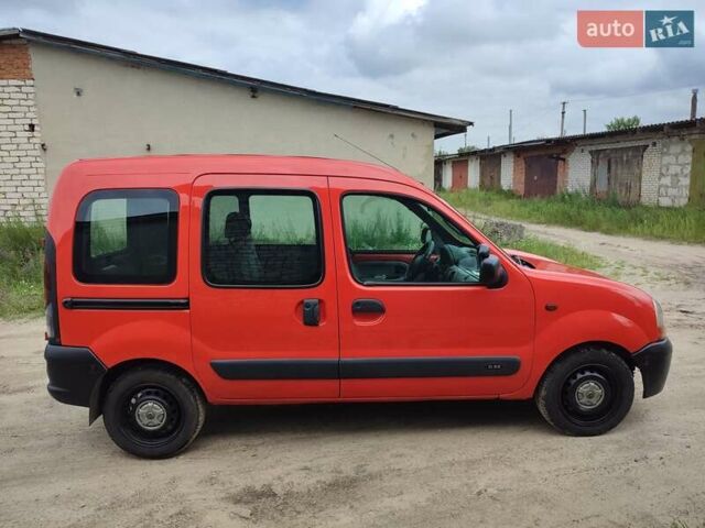 Красный Рено Кенгу, объемом двигателя 1.87 л и пробегом 190 тыс. км за 3400 $, фото 2 на Automoto.ua