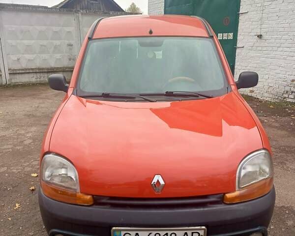 Рено Кенгу 2002 в Сновск (Щорс) на Automoto.ua Красный Рено Кенгу, объемом двигателя 1.5 л и пробегом 288 тыс. км за 2700 $, фото 2 на Automoto.ua