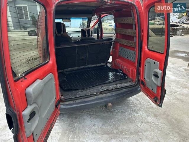 Рено Кенгу 2002 в Одессе на Automoto.ua Красный Рено Кенгу, объемом двигателя 1.9 л и пробегом 338 тыс. км за 2350 $, фото 4 на Automoto.ua