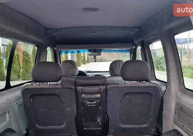 Красный Рено Кенгу, объемом двигателя 1.46 л и пробегом 353 тыс. км за 2999 $, фото 13 на Automoto.ua