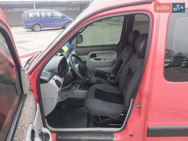 Красный Рено Кенгу, объемом двигателя 1.46 л и пробегом 230 тыс. км за 4000 $, фото 14 на Automoto.ua