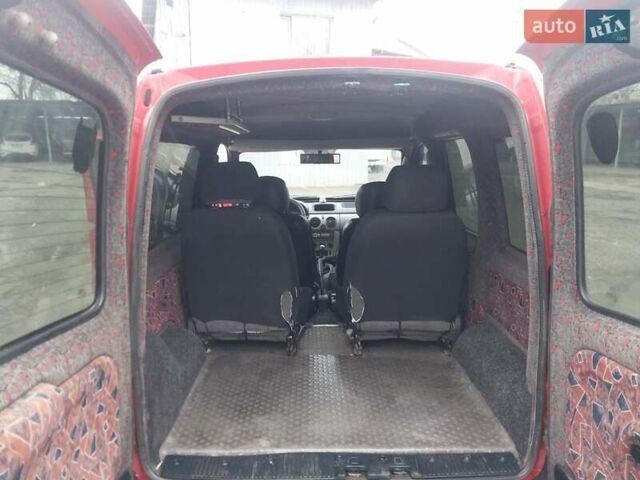 Красный Рено Кенгу, объемом двигателя 1.46 л и пробегом 270 тыс. км за 3900 $, фото 22 на Automoto.ua