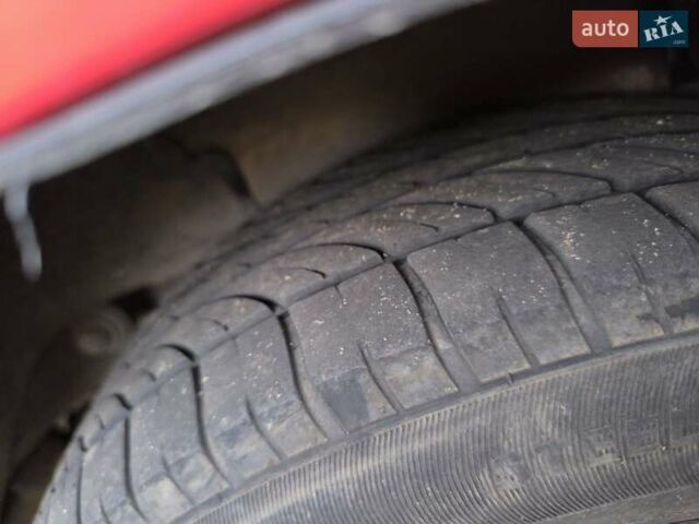 Червоний Рено Кєнгу, об'ємом двигуна 1.46 л та пробігом 318 тис. км за 2700 $, фото 1 на Automoto.ua