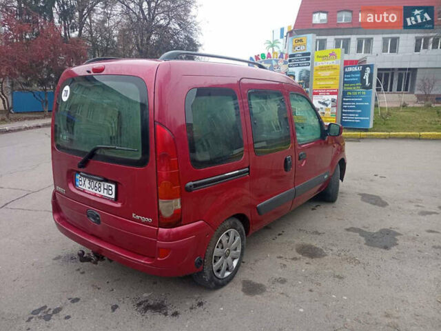 Красный Рено Кенгу, объемом двигателя 1.6 л и пробегом 334 тыс. км за 5200 $, фото 1 на Automoto.ua