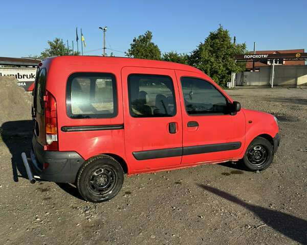 Красный Рено Кенгу, объемом двигателя 1.5 л и пробегом 220 тыс. км за 3900 $, фото 10 на Automoto.ua