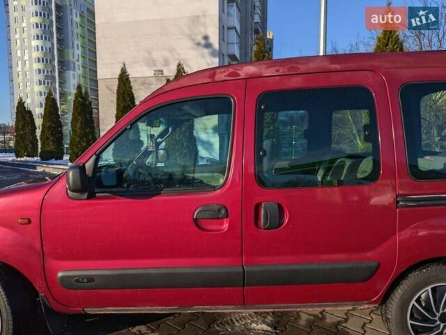 Красный Рено Кенгу, объемом двигателя 1.39 л и пробегом 400 тыс. км за 4000 $, фото 3 на Automoto.ua