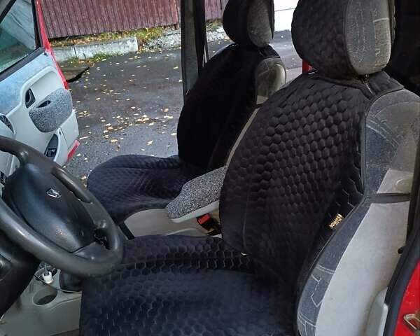 Красный Рено Кенгу, объемом двигателя 1.5 л и пробегом 255 тыс. км за 4300 $, фото 8 на Automoto.ua