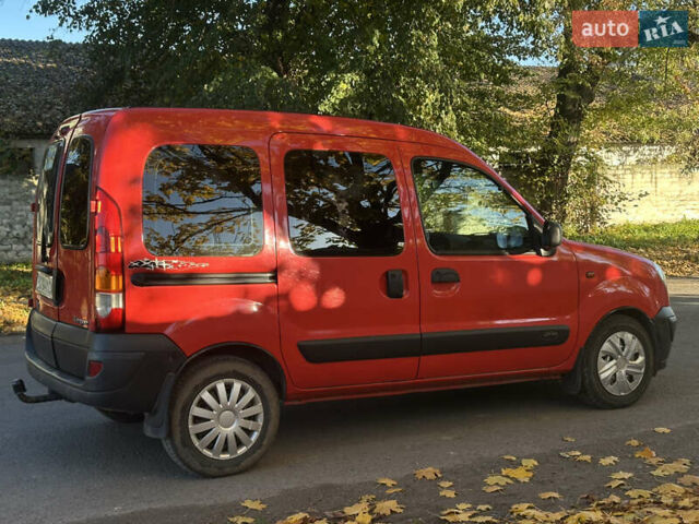 Рено Кєнгу 2005 у Радивилове на Automoto.ua Червоний Рено Кєнгу, об'ємом двигуна 1.5 л та пробігом 189 тис. км за 4200 $, фото 3 на Automoto.ua