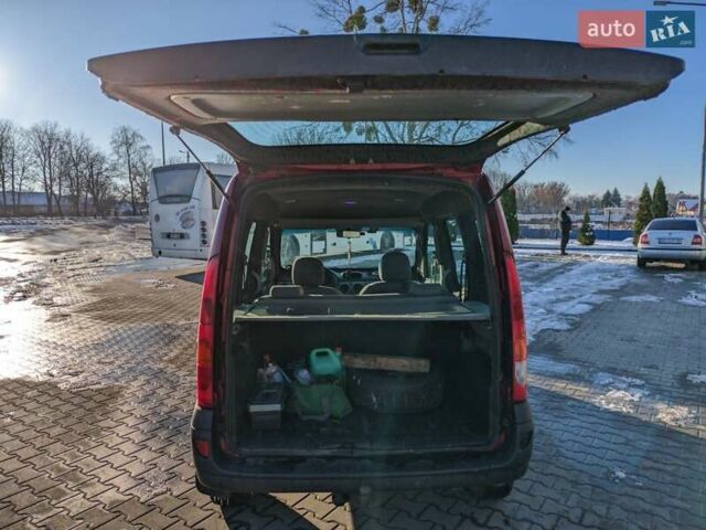 Красный Рено Кенгу, объемом двигателя 1.39 л и пробегом 400 тыс. км за 4000 $, фото 9 на Automoto.ua