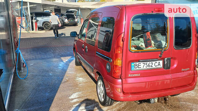 Красный Рено Кенгу, объемом двигателя 1.5 л и пробегом 225 тыс. км за 4500 $, фото 5 на Automoto.ua