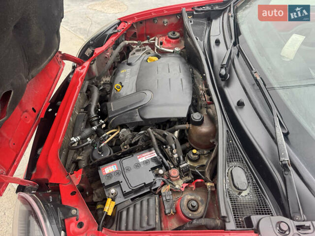 Красный Рено Кенгу, объемом двигателя 1.46 л и пробегом 275 тыс. км за 3750 $, фото 20 на Automoto.ua