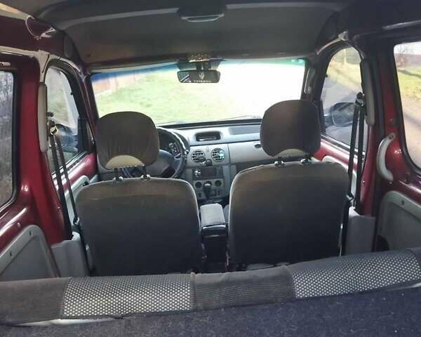 Красный Рено Кенгу, объемом двигателя 1.4 л и пробегом 250 тыс. км за 4000 $, фото 1 на Automoto.ua