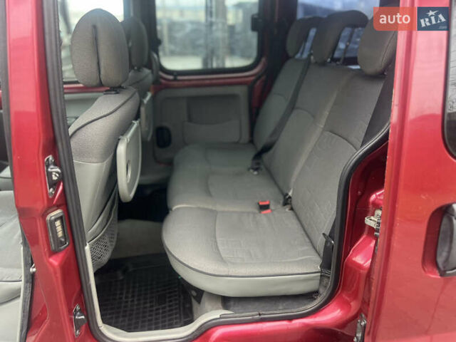 Красный Рено Кенгу, объемом двигателя 1.4 л и пробегом 155 тыс. км за 3350 $, фото 32 на Automoto.ua