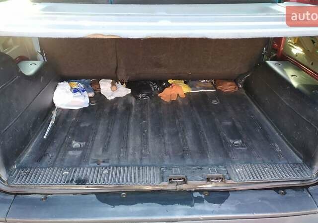 Червоний Рено Кєнгу, об'ємом двигуна 1.46 л та пробігом 318 тис. км за 3999 $, фото 30 на Automoto.ua