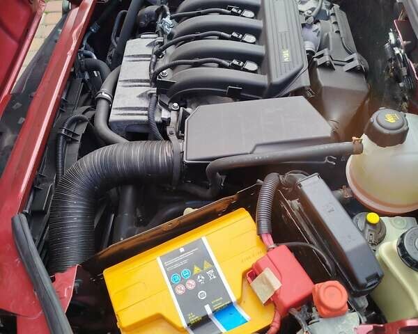 Красный Рено Кенгу, объемом двигателя 1.6 л и пробегом 228 тыс. км за 5500 $, фото 9 на Automoto.ua