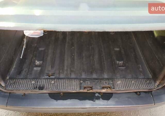 Червоний Рено Кєнгу, об'ємом двигуна 1.46 л та пробігом 318 тис. км за 3999 $, фото 29 на Automoto.ua