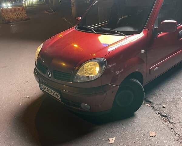 Красный Рено Кенгу, объемом двигателя 1.6 л и пробегом 220 тыс. км за 5500 $, фото 14 на Automoto.ua