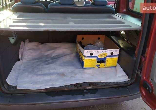 Червоний Рено Кєнгу, об'ємом двигуна 1.46 л та пробігом 318 тис. км за 3999 $, фото 25 на Automoto.ua